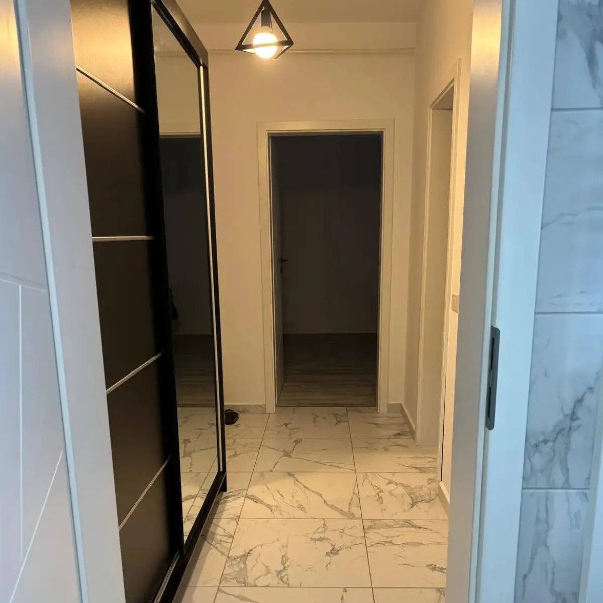 2 camere decomandat mobilat complet parcare inclusă Grand Kristal – Sector 4 Parc Tudor Arghezi -imobiliaris.com (3)