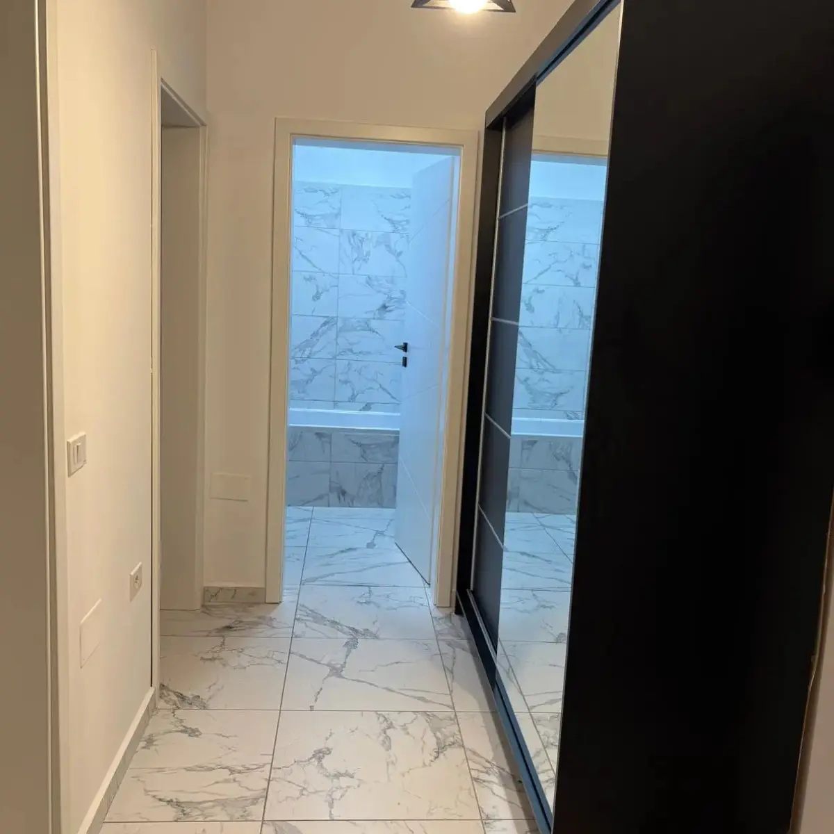 2 camere decomandat mobilat complet parcare inclusă Grand Kristal – Sector 4 Parc Tudor Arghezi -imobiliaris.com (4)